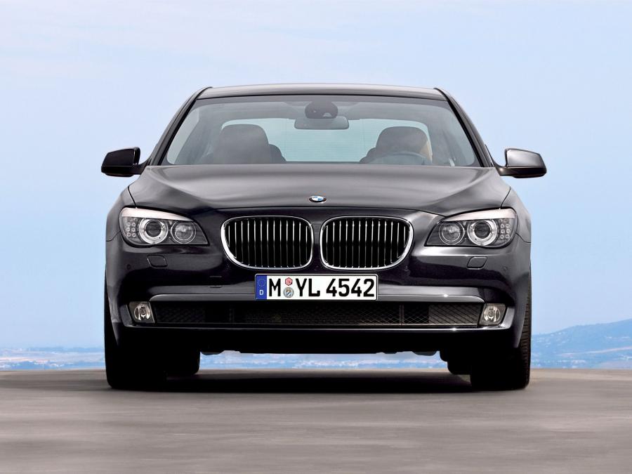  BMW 730d 2008 года  (фото 14 из 16)